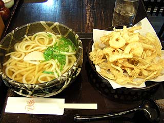 カキアゲうどん880円