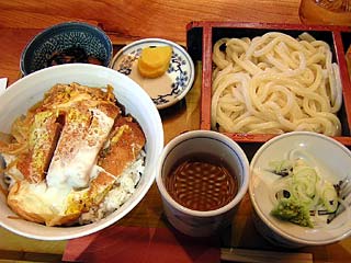 カツ丼セット（冷うどん）920円