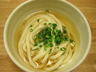 かけうどん（冷）小300円