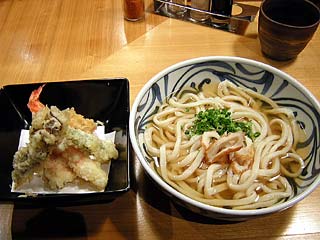 かがり火天うどん850円