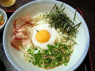 山ぶっかけうどん（冷）690円