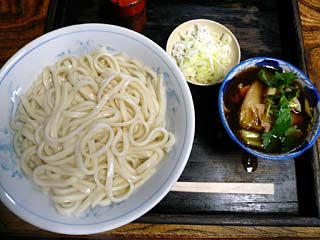 肉つけうどん大盛り（温）680円