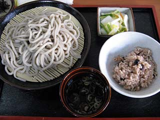 小学生440円+黒豆ごはん小120円