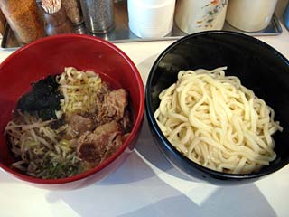 つけうどん（しょうゆ味）650円