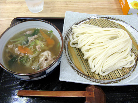 肉盛うどん豚冷750円