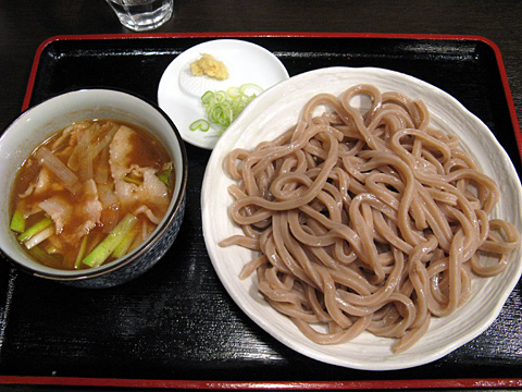 東京うどん900円