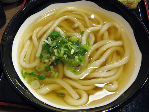 かけうどん並380円