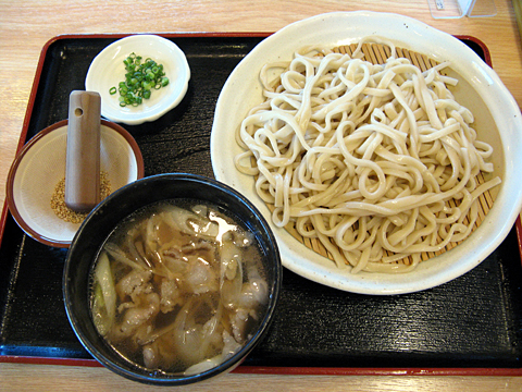 塩ブタ汁つけうどん850円