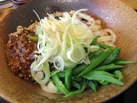 肉みそうどん(温)800円