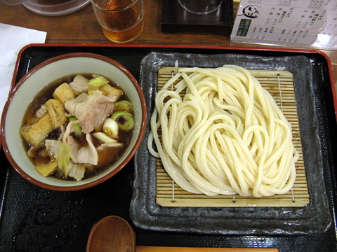 肉汁うどん並盛680円