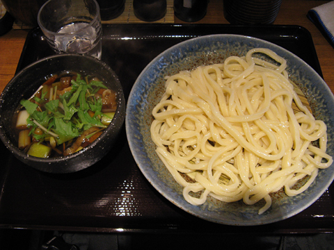 肉汁うどん580円