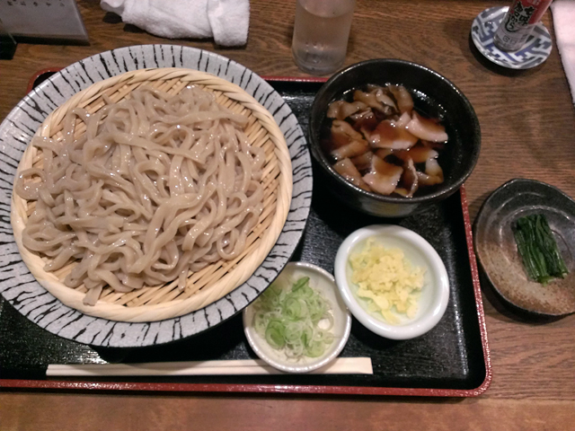 豚汁もりうどん(小盛)650円