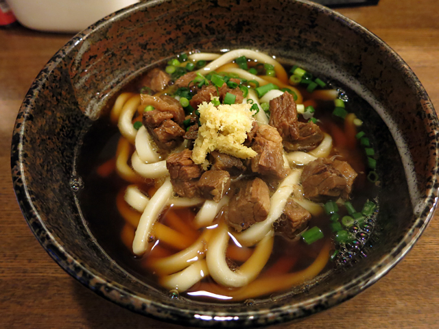 肉うどん中盛り500円