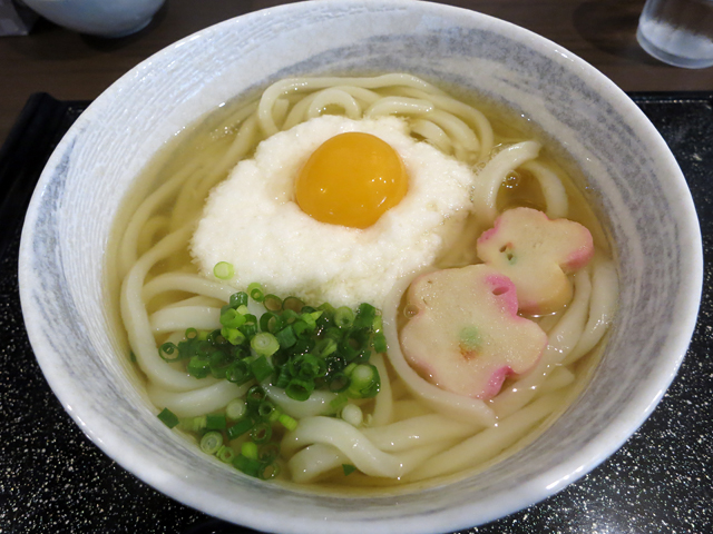 とろたまかけうどん750円