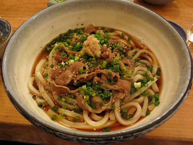 肉ぶっかけうどん840円