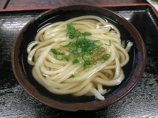 釜かけうどん小320円