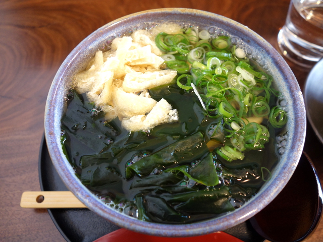 かけうどん700円