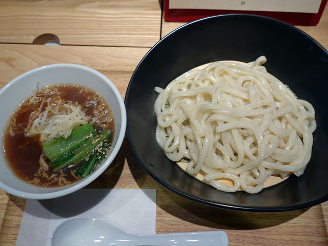 肉汁うどん温大盛800円