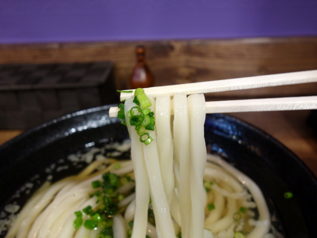 讃岐うどん 蓮護