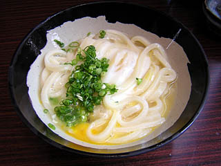 「山越」釜玉うどん