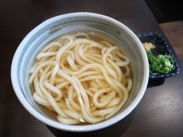 かけうどん小280円