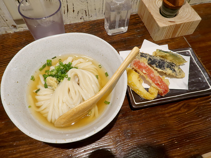 野菜天うどん(冷かけ)900円